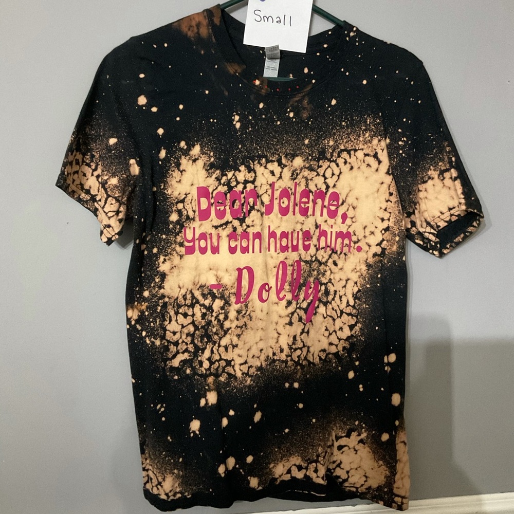 Women’s Graphic Tee